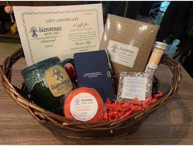 Bienvenue Mon Ami Bed & Breakfast - Stay and Play Gift Basket