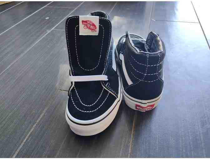 Vans child shoes 'Sk8-Hi Shoe' - brand new in box! Child size US 1.0
