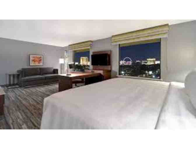 3 Day/2 Night King Stay w/ Breakfast at the Hampton Inn Las Vegas Convention Center