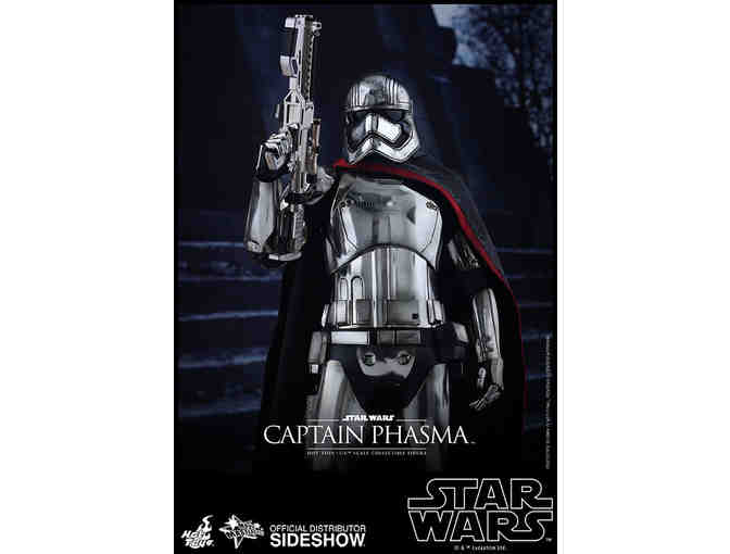Star Wars MMS328 Captain Phasma Sixth Scale Figure by Hot Toys