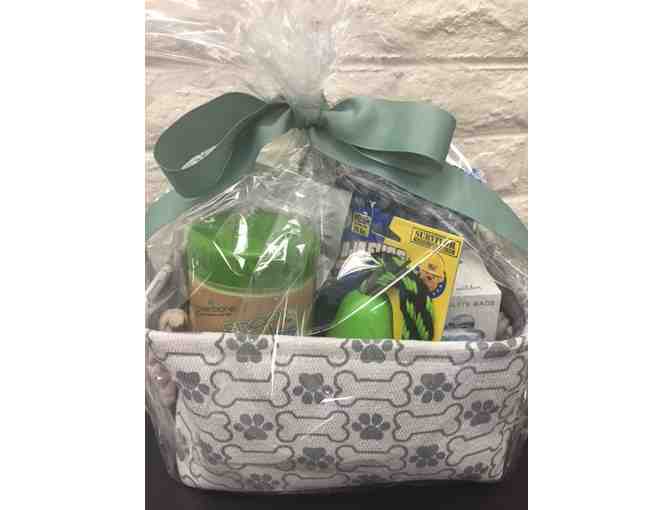 Petnation Port-A-Crate with Doggie Gift Basket