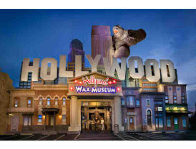 Hollywood Wax Museum & Guiness World Records  - 2 Admission Tickets