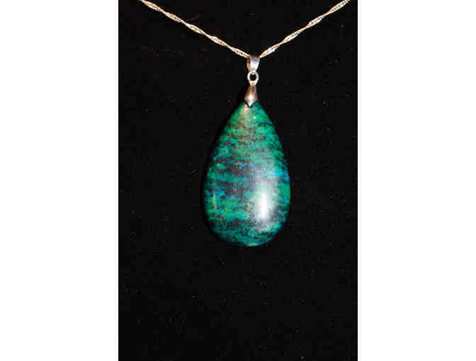 Beautiful Malachite Necklace