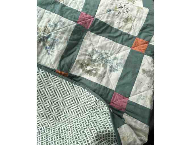 Handmade Beautiful Quilt - Photo 1