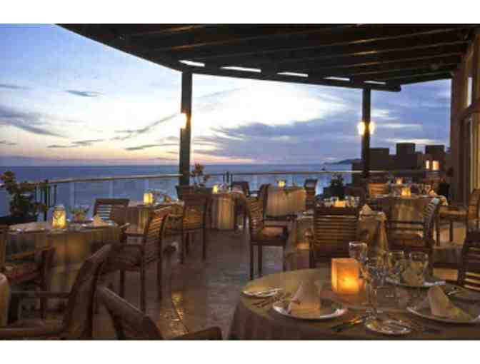 5 Night Stay at Four Star Beachfront Resort in Los Cabos or Puerto Vallarta