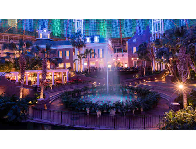 Grand Ole Opry with Backstage Tour, Kanye Prime Steakhouse Dinner & 2 Night Stay for (2)