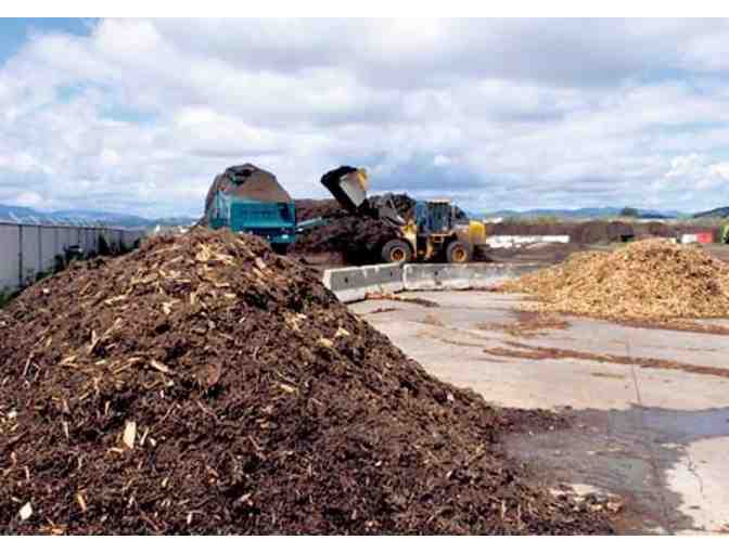 3 yards of Sonoma Compost