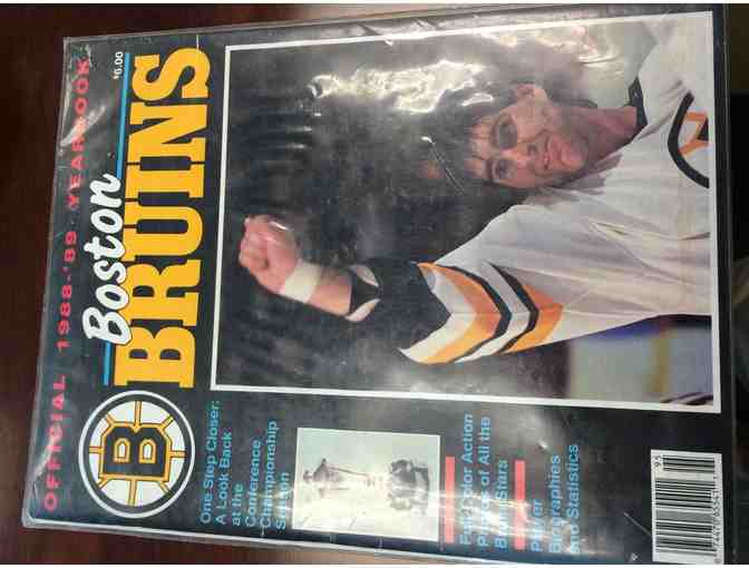 1988-89 Boston Bruins Yearbook RAY BOURQUE - CAM NEELY - ANDY MOOG - GLEN WESLEY