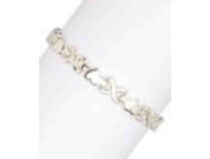 Yeidid a?? Sterling Silver XOXO Bracelet