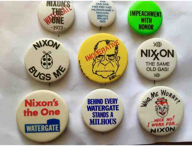 Anti-Nixon political campaign buttons