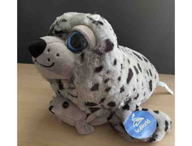Fur seal stuffed toy