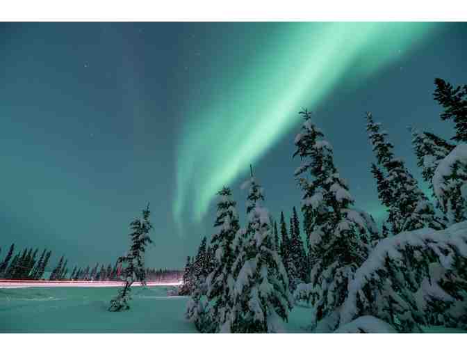 3-Night Stay at Edgewater Hotel in Yukon with Aurora Borealis Tour (in USD)