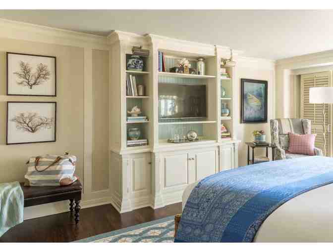 One Night's Stay in a Deluxe King Room for Two - Luxury Hotel - SHUTTERS ON THE BEACH