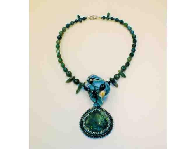 'Frozen Beach' Handmade Designer Pearl and Agate Necklace