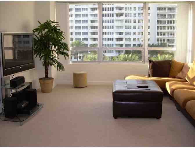 Florida Condo: Flamingo South Beach