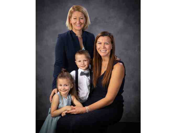 Family Portrait Package - Photo 1