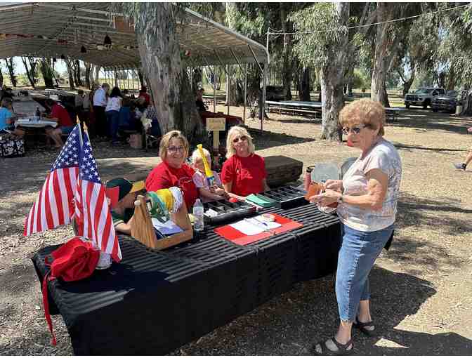 Learn to BBQ 'with the best' and Lunch for Four (4)