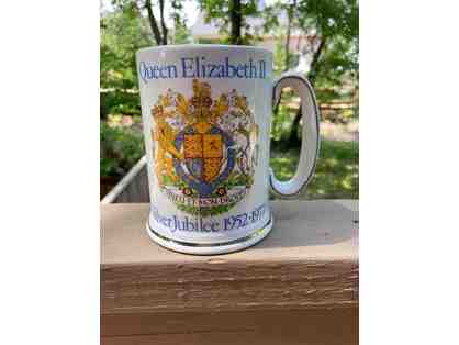 Vintage Queen Elizabeth II Silver Jubilee Mug