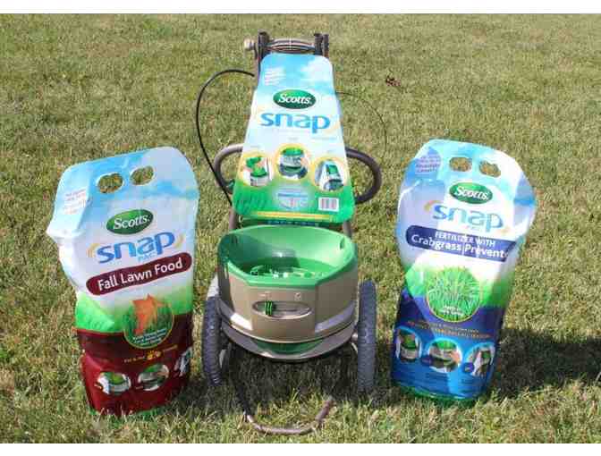 Scotts Snap Lawn Care Package, donated by Scotts Miracle-Gro Company Store