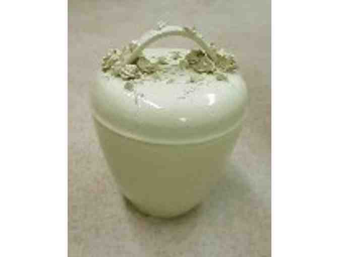 S190. Beautiful Rose-covered Stoneware Canister