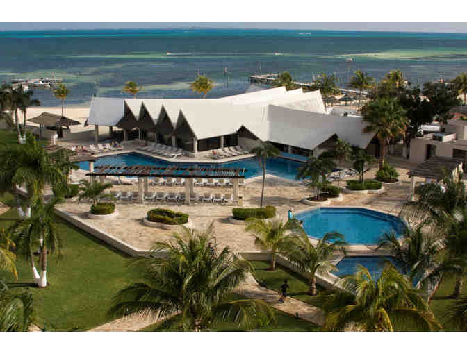 Z042. Cancun (2 of 2) - Mexico's premier vacation destination!  5 days and 4 nights