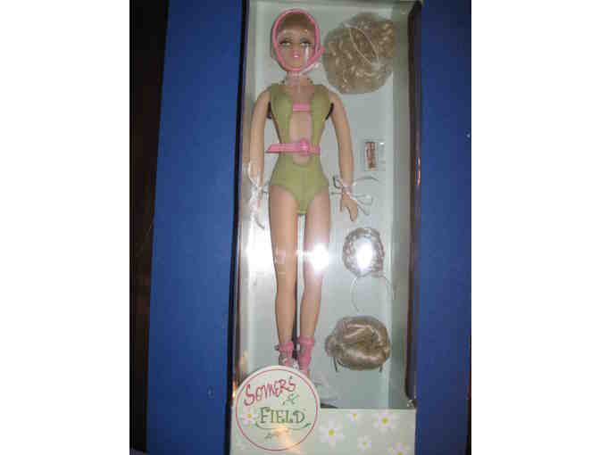 Mod British Bird Doll Willow