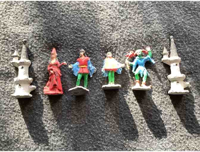 ANTIQUE Lead Figures of Royal Family - Photo 1