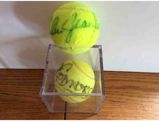 Billie Jean King - Jimmy Connors Autographed Tennis Balls - Photo 1