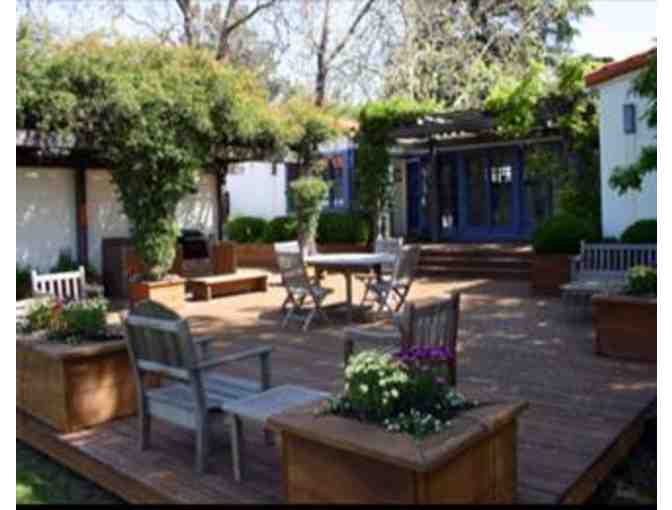 Cuvaison Estate Guest House Stay for up to 4 people