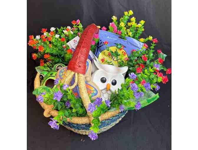 Green Acres Garden Gift Basket