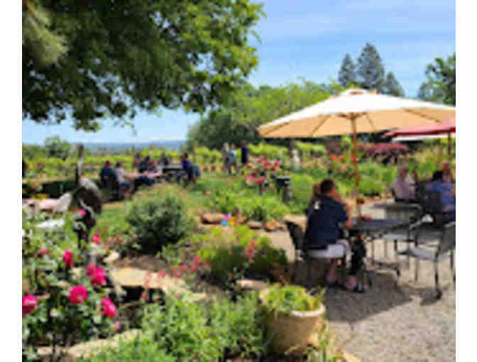 Concert at Sierra Vista Vineyards & Winery, and Wine