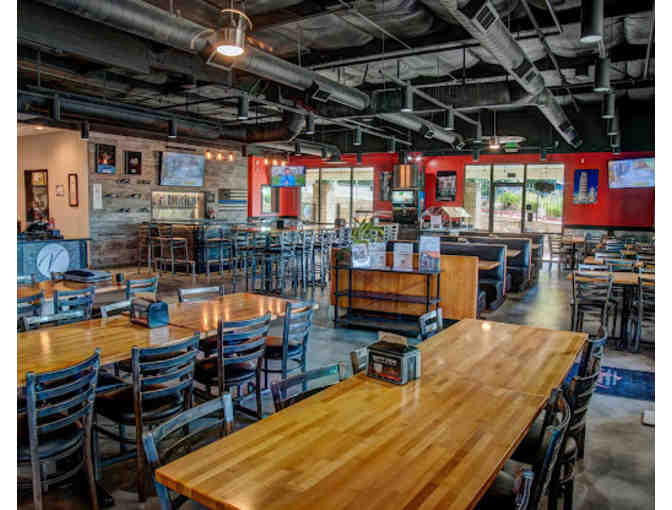 Viscuso's Pizza & Draft House Gift Box