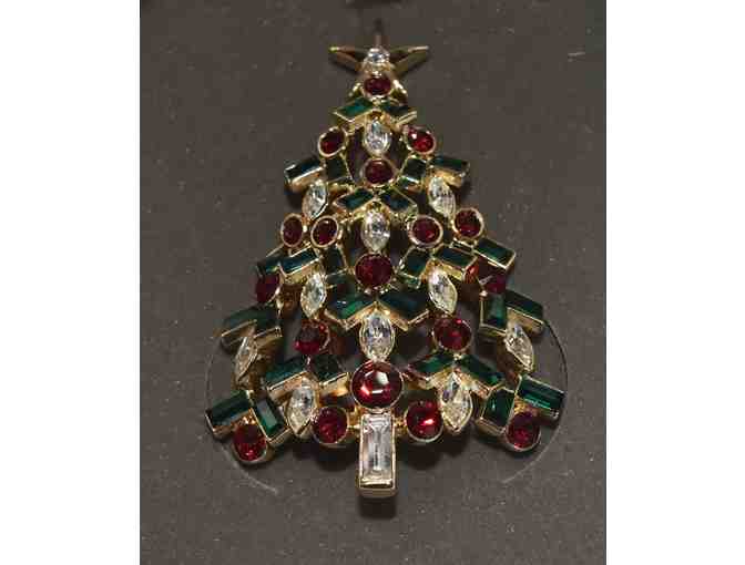 Holiday Accents and Cookie Plate