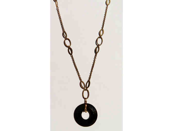 Chain Necklace with Black Onyx Pendant-Lot 143