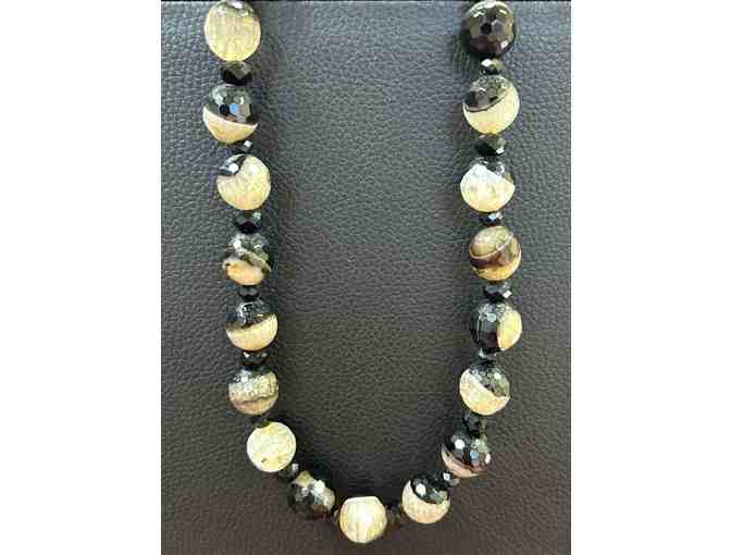 Choker with Black, White, and Brown Glass Beads-Lot 68 - Photo 1