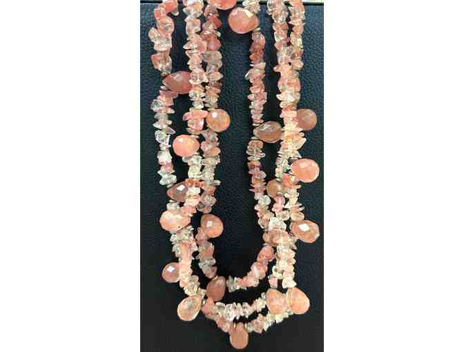 Choker with Dolomite Pink Stones and Peach Sun Swarovski Crystals-Lot 58 - Photo 1