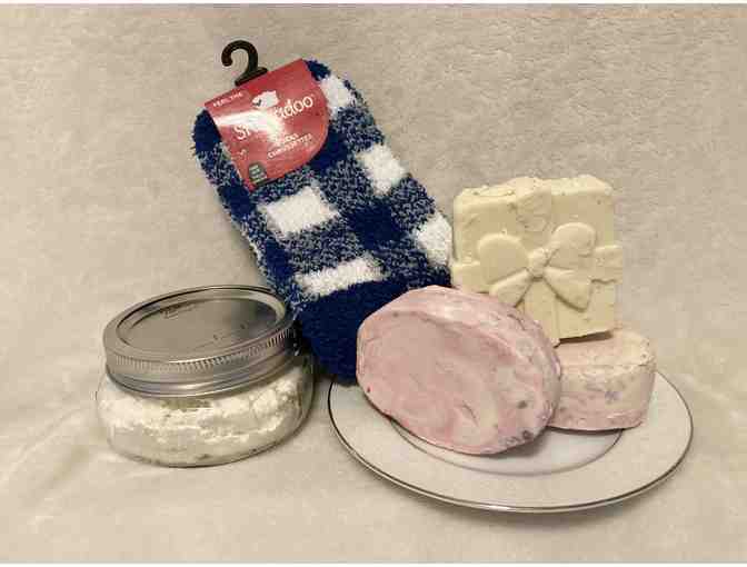 Cozy Bath Towels and Body Butter Pampering Package