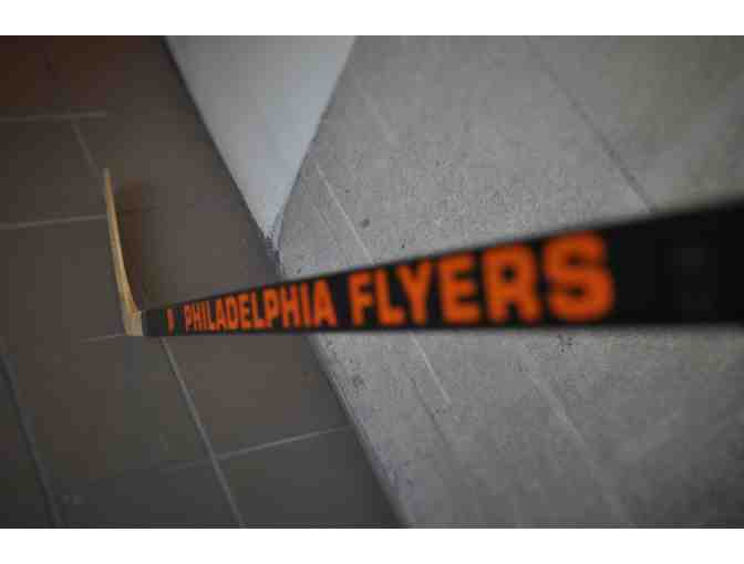 Flyers Hockey Stick signed by Brandon Man