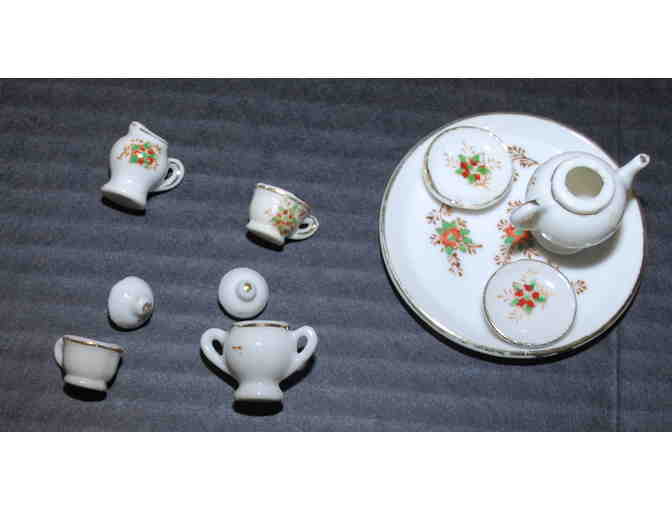 Tea Sets - Lot #2 contains tea sets and Figurines