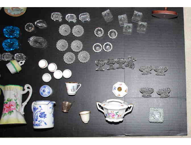 Tea Sets - Lot #4 contains tea sets and teapot and glass items