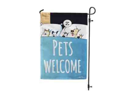 MUTTS Pets Welcome Garden Flag