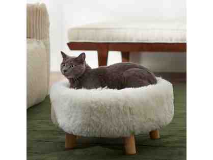 Frisco Long Faux Fur Elevated Cat Bed