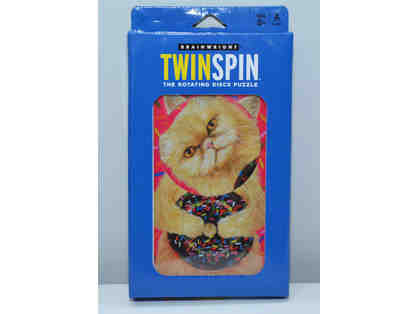 Cat TwinSpin A Rotating Disc Puzzel