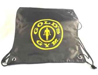 1 Year Membership, Personal Training Session at Gold's Gym, T-shirt & Bag!