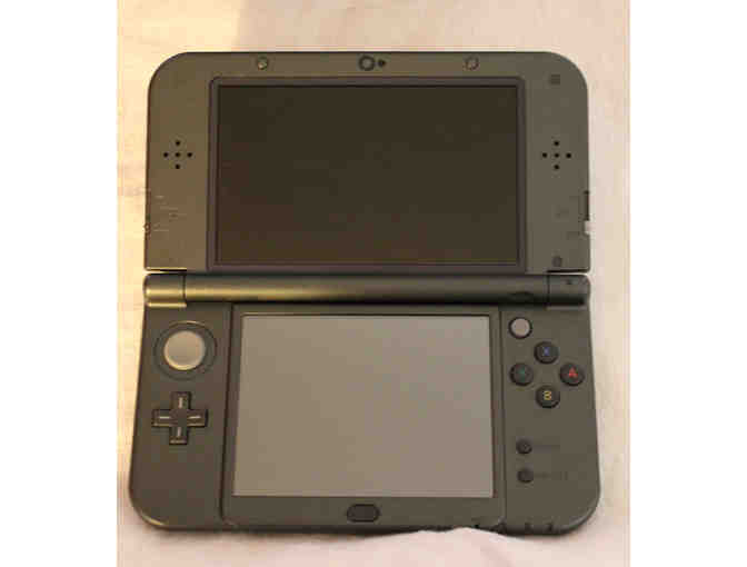 'New' Nintendo 3DS XL - Black + Black/Red Case #8