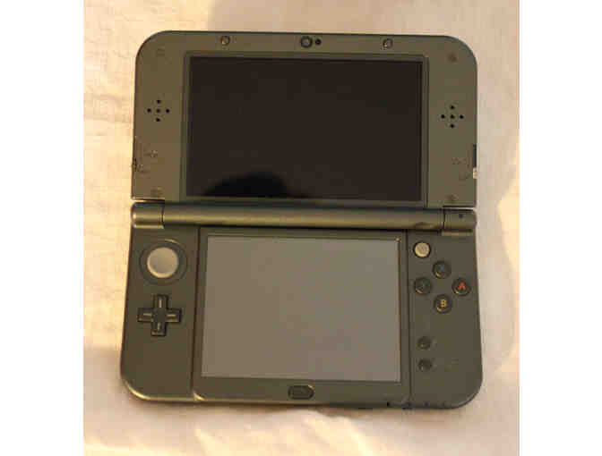 'New' Nintendo 3DS XL - Hyrule Gold Edition + Black Case #9