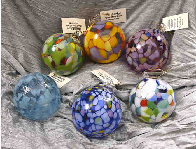 Set of Round Ornaments (Elias Studios)