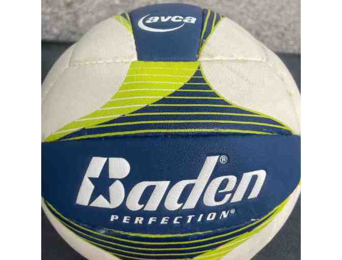 6 Baden Beach Elite Volleyballs (used)