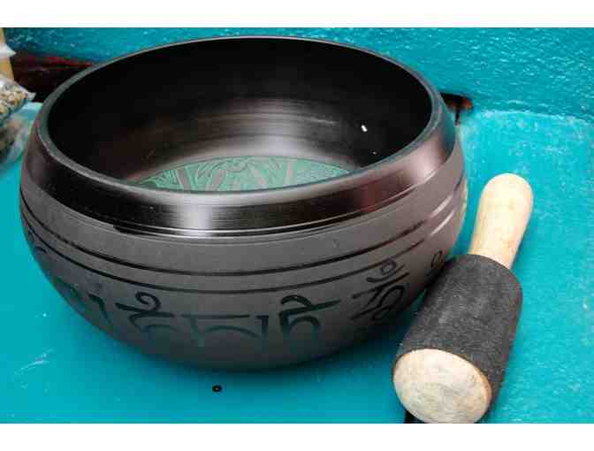 Tibetan Singing Bowl with Striker