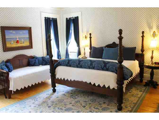 One Night Stay in a Deluxe Room & Breakfast at the Willard Street Inn